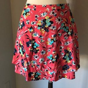 3/15 ✨L’Amour Floral Skirt (Juniors)